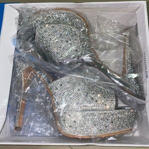 Valiant Swarovski mules